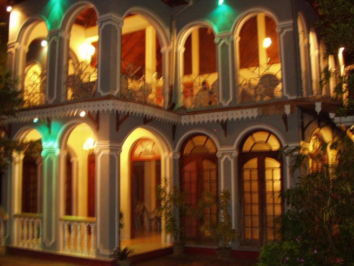 אנוראדפורה Hotel Shalini מראה חיצוני תמונה